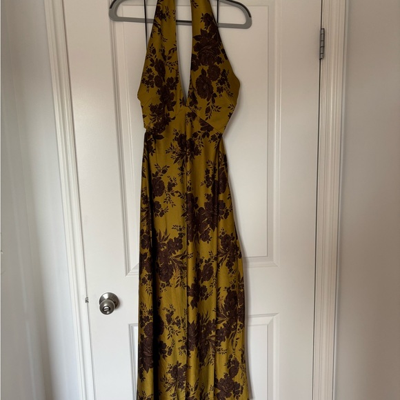 Park & Fifth Midi Dress - Picture 2 of 4